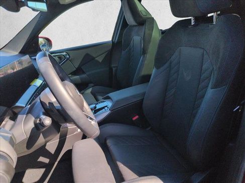 Used 2025 BMW X3 xDrive30i w/ Premium Package image 15