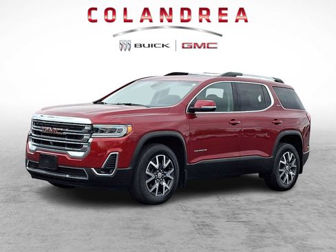 Certified 2023 GMC Acadia SLT w/ Technology Package AWD/4WD image 3