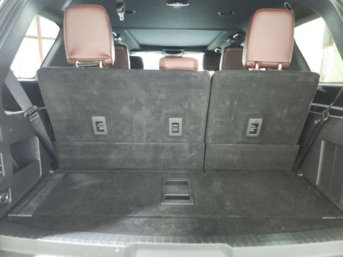 Used 2024 Ford Expedition Limited AWD/4WD image 47