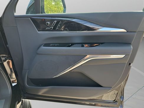 New 2026 Cadillac Escalade IQL Luxury image 13