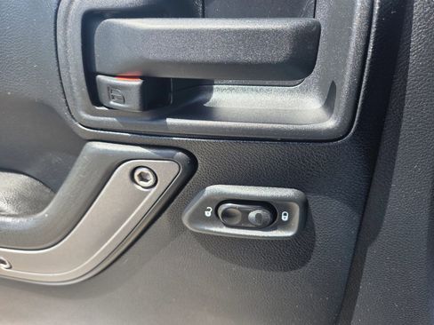 Used 2011 Jeep Wrangler Sport AWD/4WD image 18