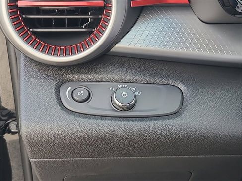 New 2026 Chevrolet Trax RS image 24