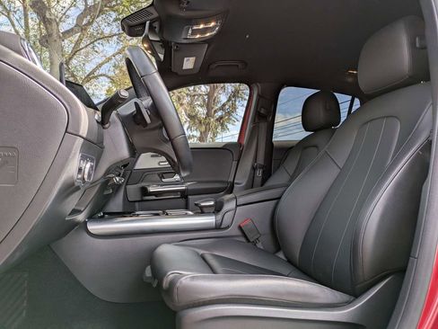 Used 2021 Mercedes-Benz GLA 250 image 2