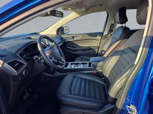 Used 2024 Ford Edge SEL w/ Convenience Package image 11