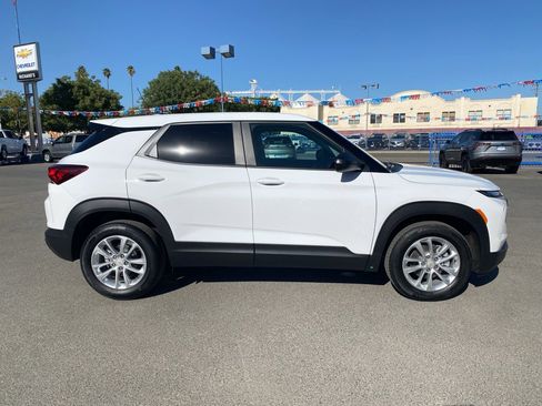 Used 2026 Chevrolet TrailBlazer LS w/ LS Convenience Package image 5