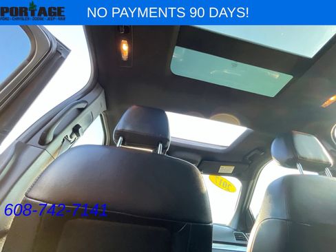 Used 2017 Ford Explorer XLT w/ Equipment Group 202A AWD/4WD image 36