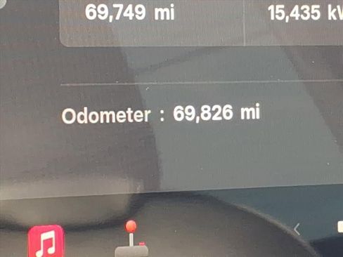 Used 2019 Tesla Model 3 Standard Range Plus image 8