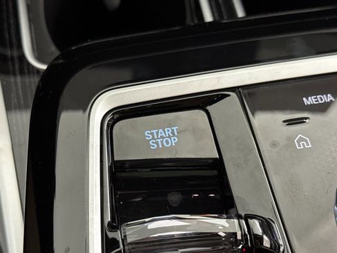 New 2026 BMW i7 eDrive50 w/ M Sport Package image 19