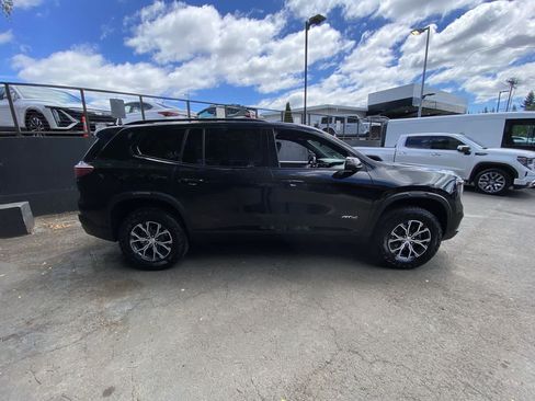 Used 2025 GMC Acadia AT4 w/ LPO, Floor Liner Package AWD/4WD image 7