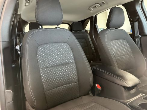 Used 2023 Ford Escape Active w/ Tech Pack #1 AWD/4WD image 15