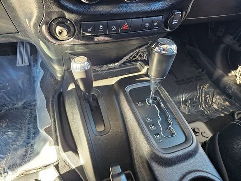 Used 2015 Jeep Wrangler Unlimited Sahara w/ Max Tow Package image 26