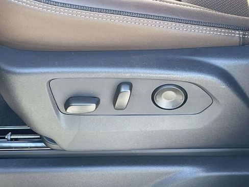 New 2026 Chevrolet Suburban High Country image 16