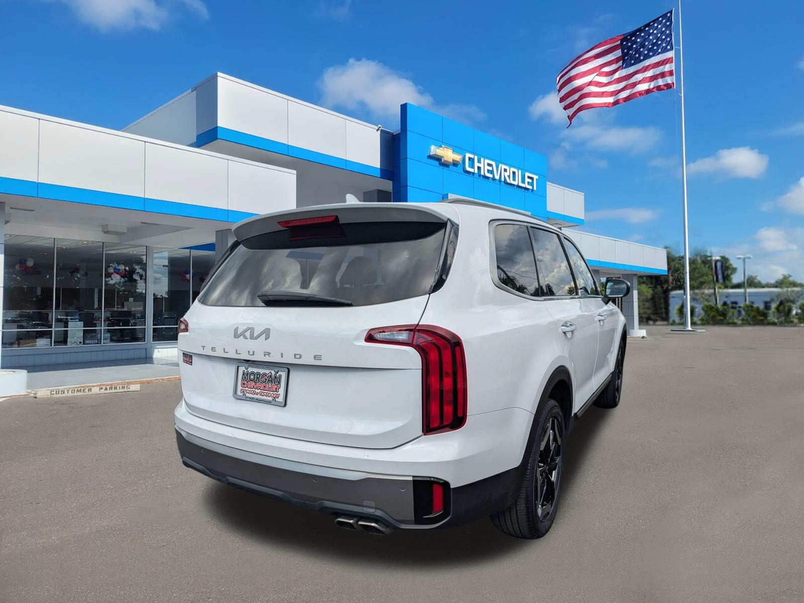 Used 2025 Kia Telluride S FWD image 3