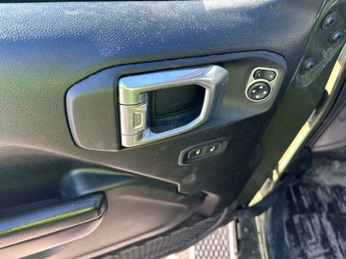 Used 2020 Jeep Wrangler Unlimited Sport S image 11