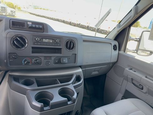 New 2026 Ford E-350 and Econoline 350 Super Duty w/ Power Equipment Group RWD image 22