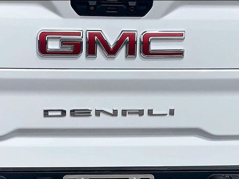 Used 2022 GMC Sierra 2500 Denali w/ Denali Ultimate Package AWD/4WD image 31