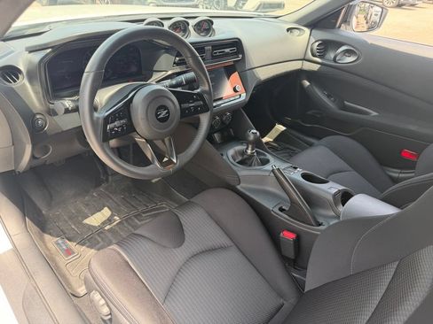 Used 2024 Nissan Z Sport w/ Floor Mat Package RWD image 18