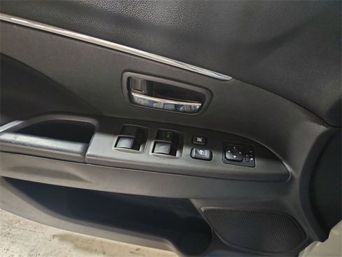 Used 2020 Mitsubishi Outlander Sport ES image 16