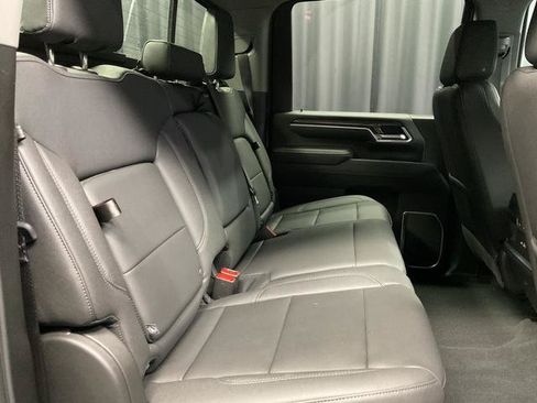 Used 2026 Chevrolet Silverado 2500 LTZ w/ LTZ Convenience Package AWD/4WD image 15