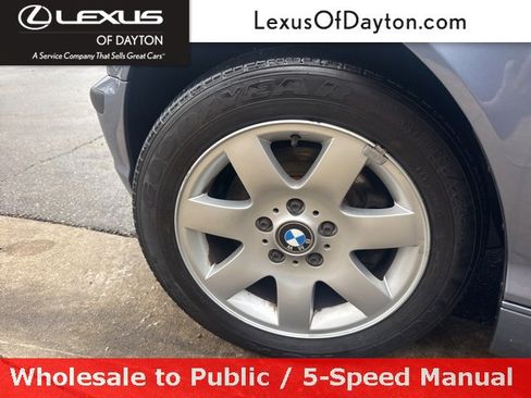 Used 2003 BMW 325xi Sedan image 11