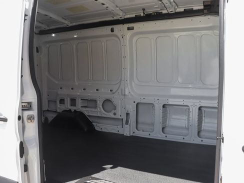 Used 2026 Ford Transit 250 148 Medium Roof RWD image 15