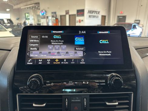 Used 2022 INFINITI QX80 Luxe w/ Cargo Package image 25