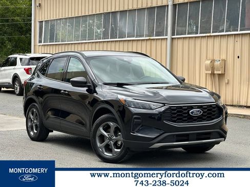 Used 2025 Ford Escape ST-Line AWD/4WD image 1