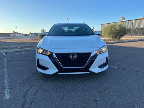 Used 2021 Nissan Sentra SV image 3