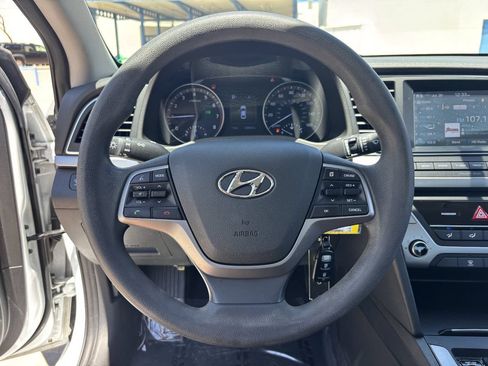 Used 2018 Hyundai Elantra SEL FWD image 24