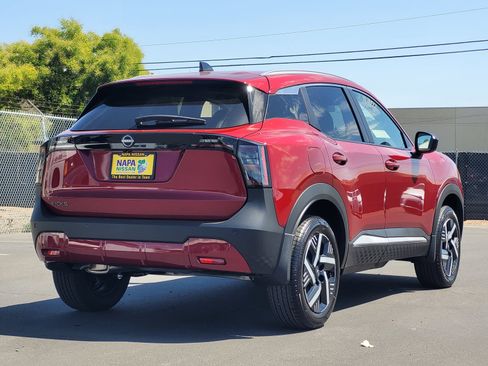 New 2026 Nissan Kicks SV w/ SV Premium Package FWD image 5