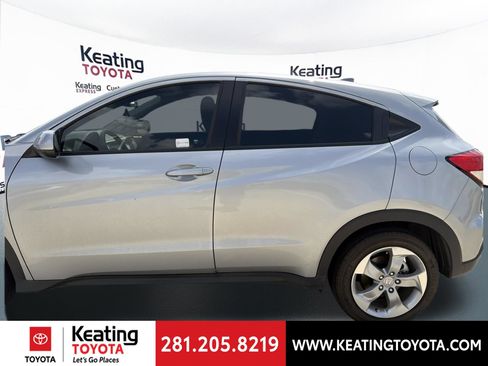 Used 2022 Honda HR-V LX image 6