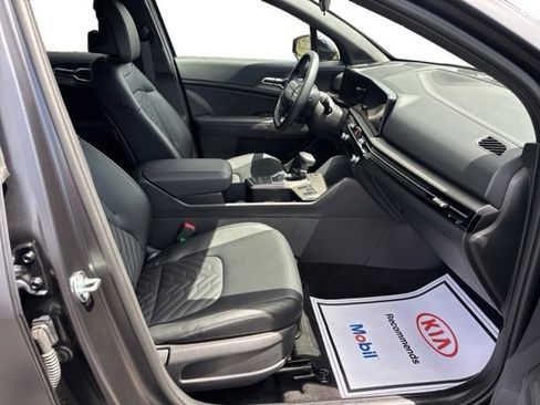 Certified 2026 Kia Sportage X-Line AWD/4WD image 11