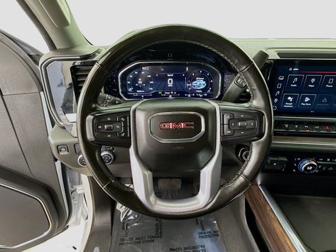 Used 2024 GMC Sierra 3500 SLT w/ SLT Premium Package RWD image 12