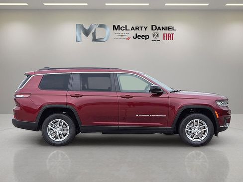 New 2025 Jeep Grand Cherokee L Laredo w/ Luxury Tech Group I image 6
