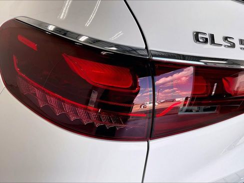 New 2026 Mercedes-Benz GLS 580 GLS 580 image 14