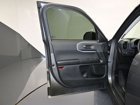 Used 2022 Ford Bronco Sport image 11