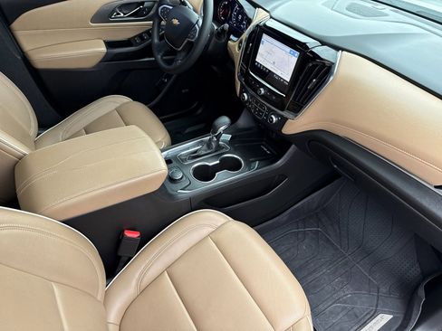 Used 2023 Chevrolet Traverse Premier w/ LPO, Floor Liner Package image 19
