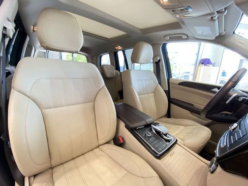 Used 2017 Mercedes-Benz GLS 450 4MATIC image 29