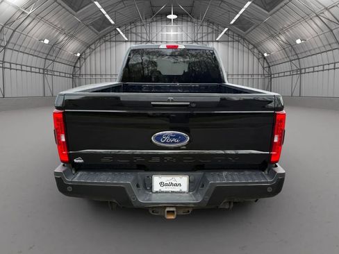 Used 2019 Ford F350 Lariat w/ Lariat Ultimate Package AWD/4WD image 6