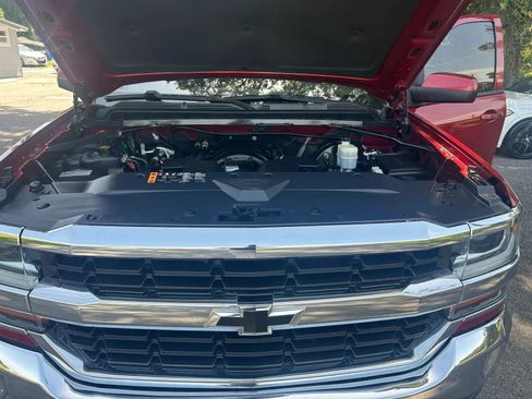 Used 2018 Chevrolet Silverado 1500 LT w/ All Star Edition RWD image 11