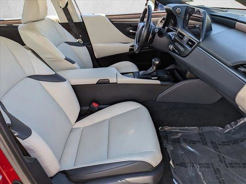 Certified 2025 Lexus ES 350 w/ Premium Package image 22