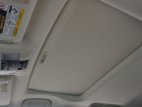 Used 2021 Lexus GX 460 Premium w/ Premium Plus Package image 27