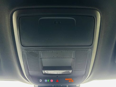 Used 2025 Chevrolet Traverse Z71 w/ Enhanced Driving Package AWD/4WD image 49