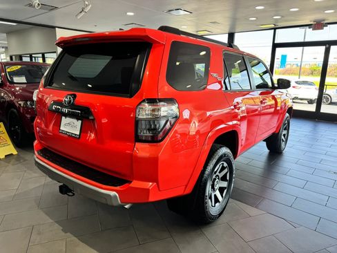 Used 2024 Toyota 4Runner TRD Off-Road Premium w/ Moonroof Package image 5