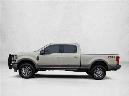 Used 2018 Ford F250 King Ranch w/ King Ranch Ultimate Package AWD/4WD image 8