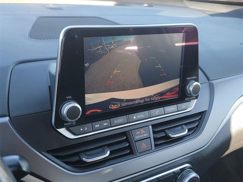 Used 2024 Nissan Altima 2.5 SR image 24