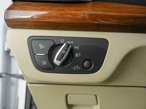 Certified 2023 Audi Q5 2.0T Premium w/ Convenience Package image 36