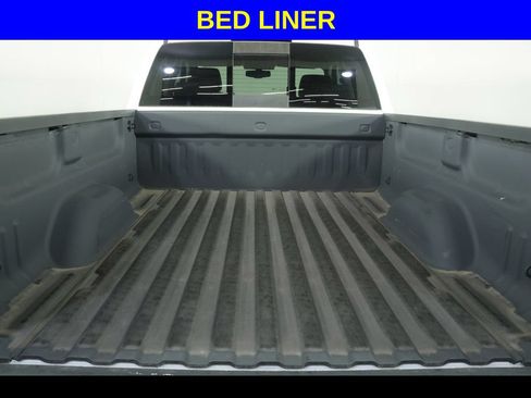 Used 2017 GMC Sierra 1500 SLE w/ SLE Value Package AWD/4WD image 9