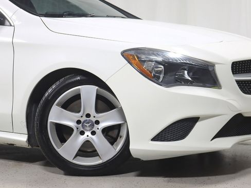 Used 2015 Mercedes-Benz CLA 250 CLA 250 image 5