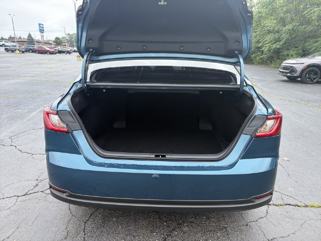 Used 2026 Toyota Camry LE FWD image 15